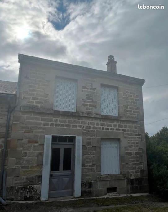 Maison De Campagne Saint-Martin-Chateau Exterior foto